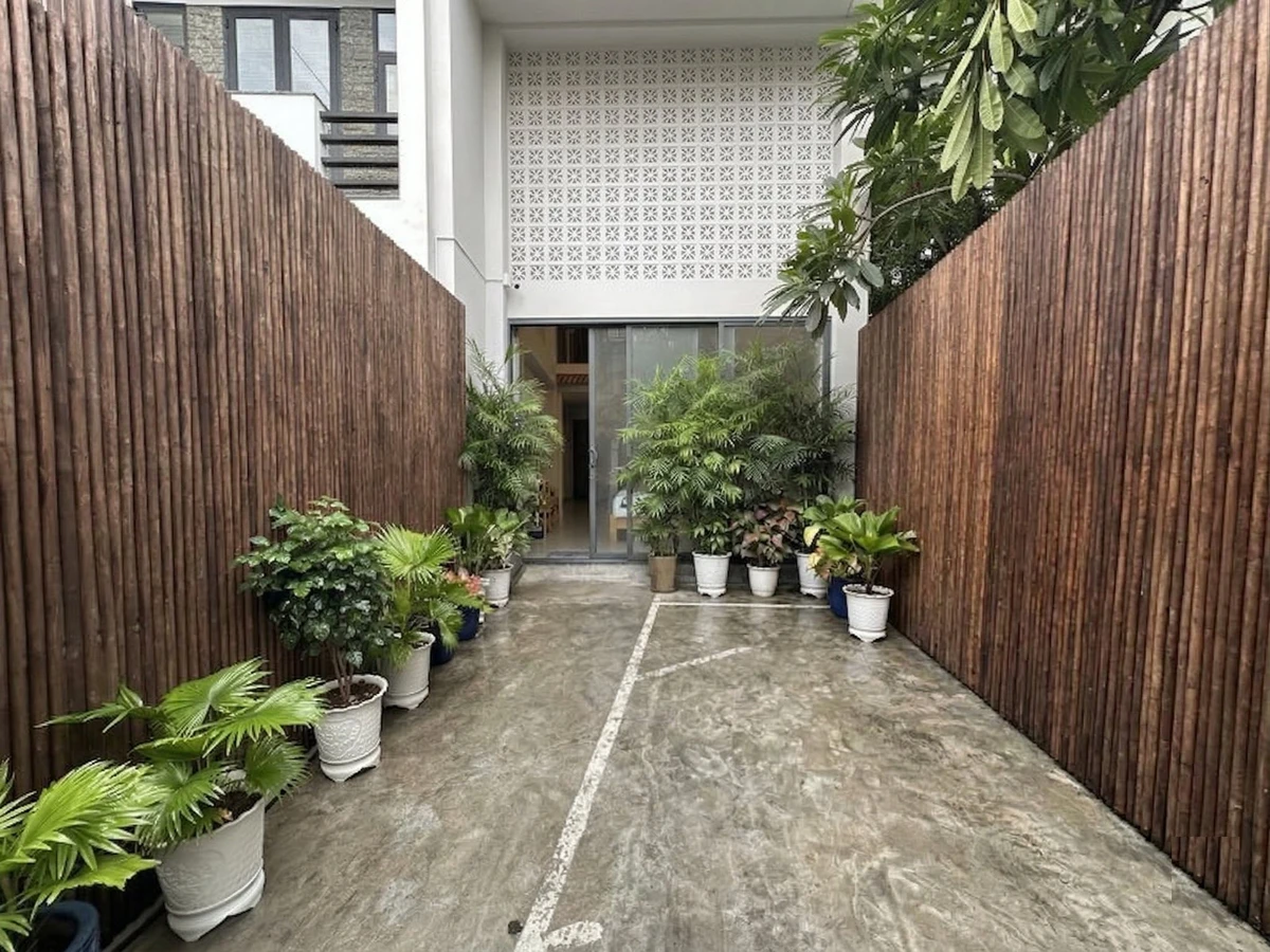 Bán nhà Lê Quang Định Bình Thạnh 116m² kiến trúc cao cấp 20.5 tỷ - Ảnh thu nhỏ 2