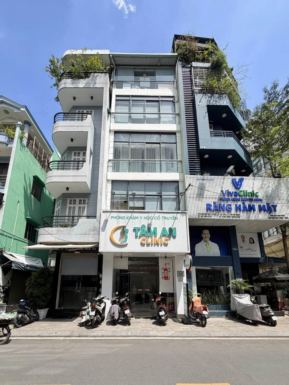 Bán shophouse mặt tiền Quận 1 gần 50m2, 5 tầng, 21.5 tỷ - Ảnh 1