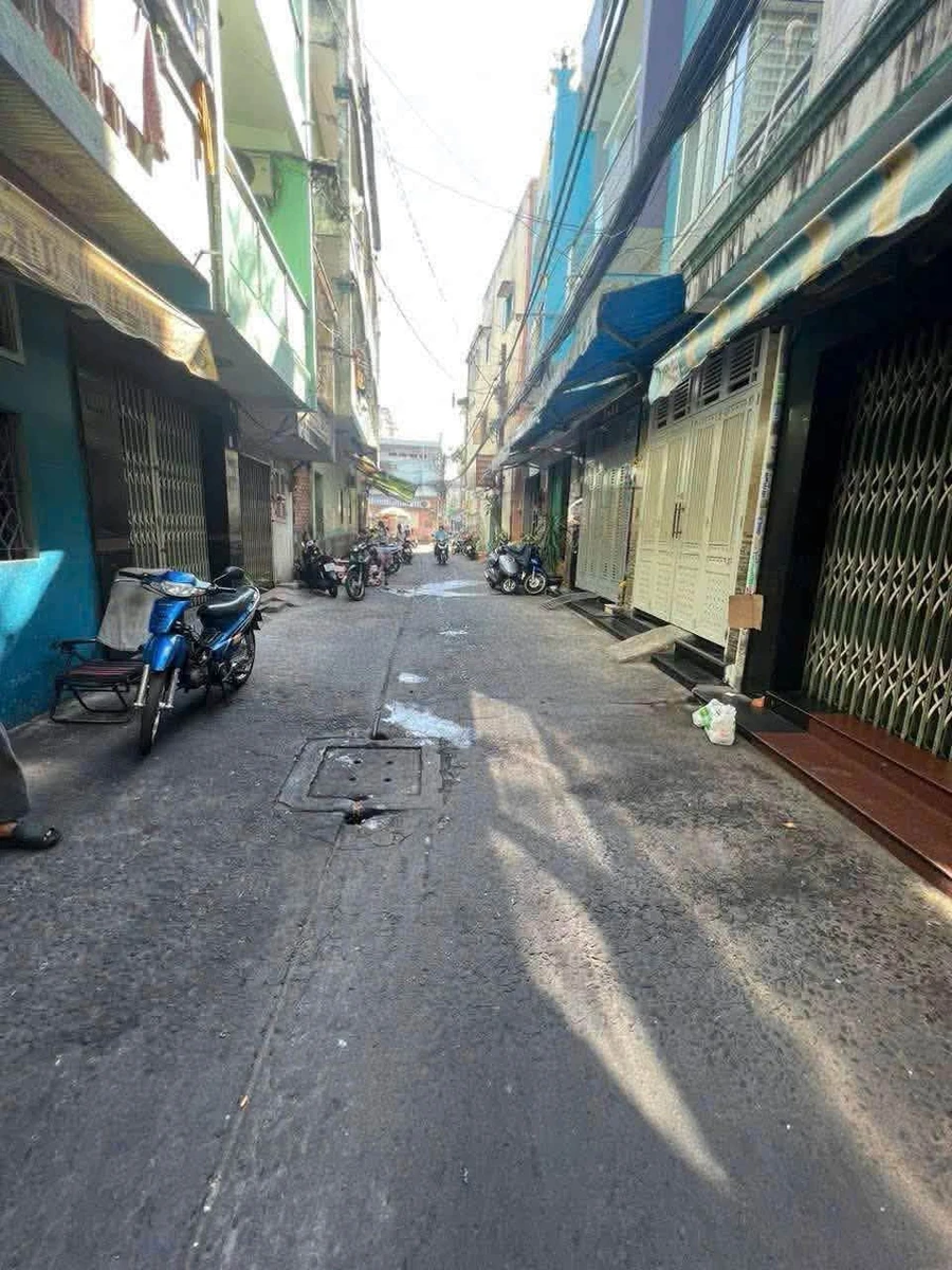 Bán nhà hẻm 97,7m² 4 phòng ngủ Quận 11 - 6,9 tỷ - Ảnh thu nhỏ 2