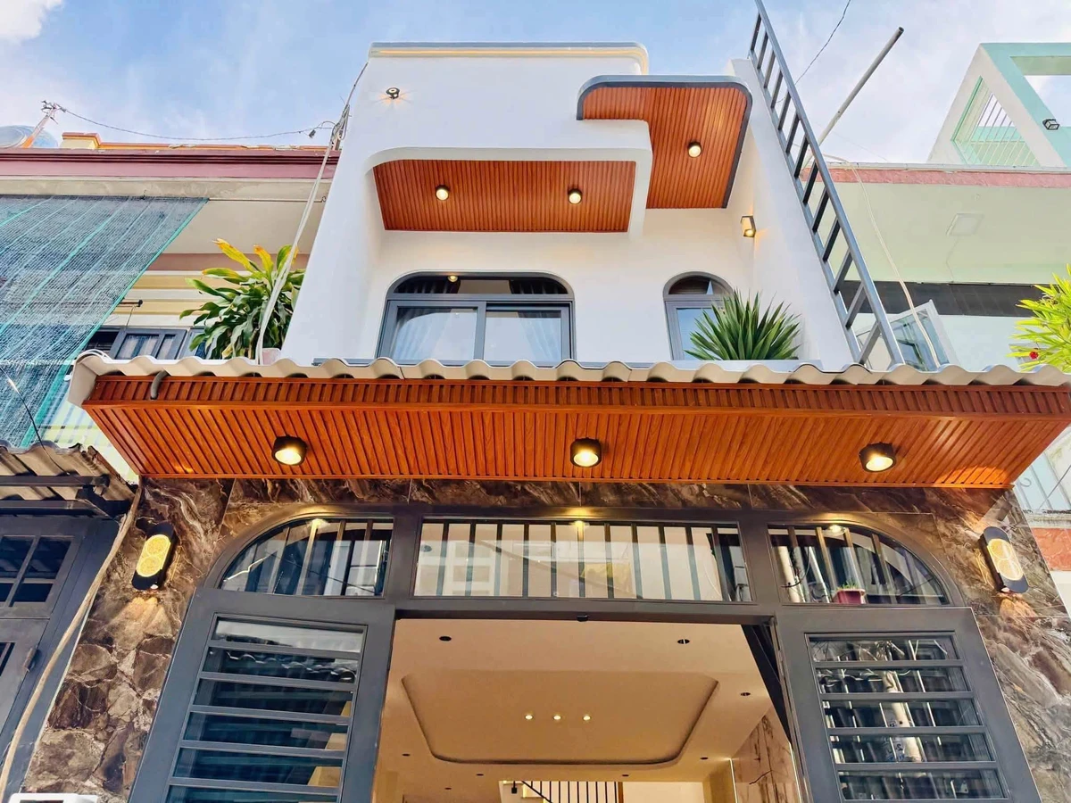 Bán nhà 3 phòng ngủ gần Cityland, Gò Vấp, 47.6m² - Ảnh 1