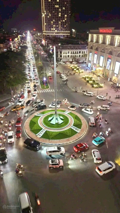 Sập hầm BT Hùng Vương giá 18,5 tỷ (có TL)