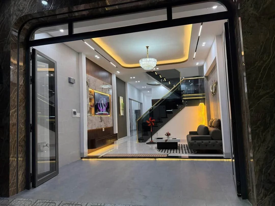 Nhà bán 4PN Nguyễn Kim Công, Tân An, 3 tỷ 450 - Ảnh thu nhỏ 2