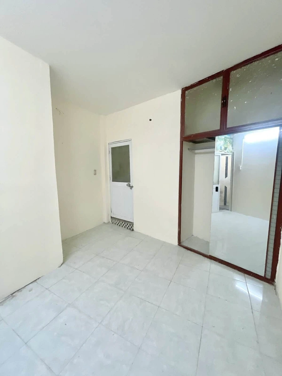 Bán nhà 3 tầng 3 phòng ngủ 23m² Gò Vấp giá 2,4 tỷ - Ảnh thu nhỏ 2