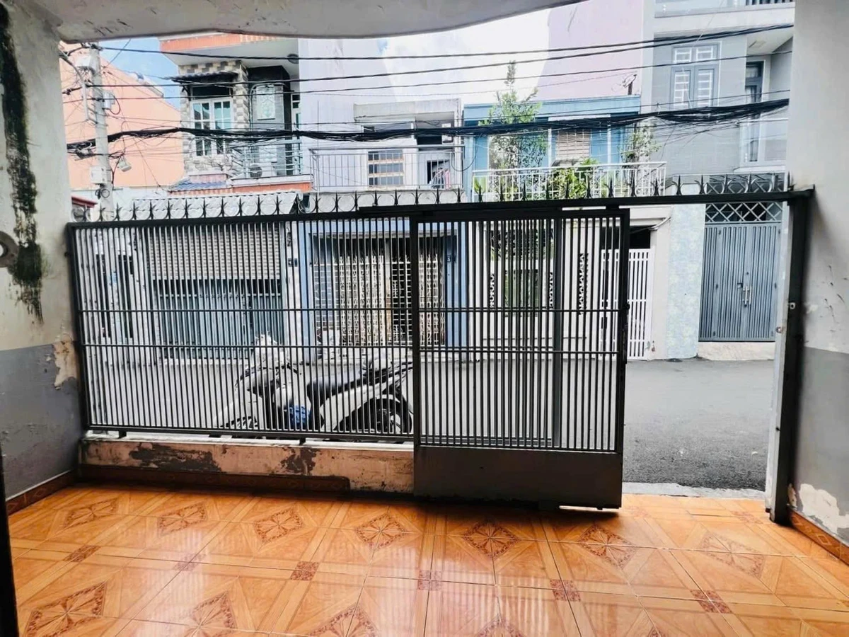 Bán nhà mặt tiền Hiệp Phú Quận 9, 95m2, 6,7 tỷ - Ảnh thu nhỏ 2