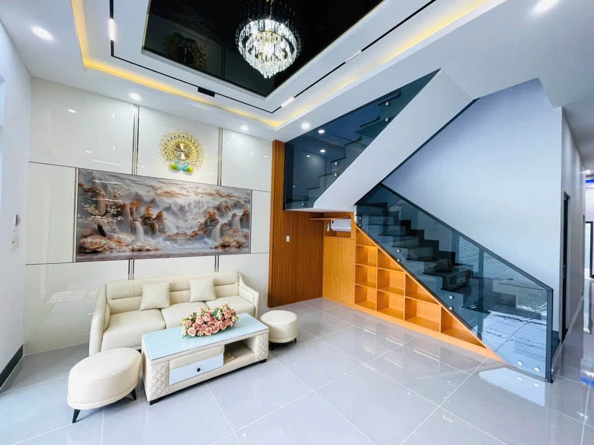 Bán nhà mặt tiền 125m² 4 phòng ngủ Rạch Giá 4,35 tỷ - Ảnh thu nhỏ 5