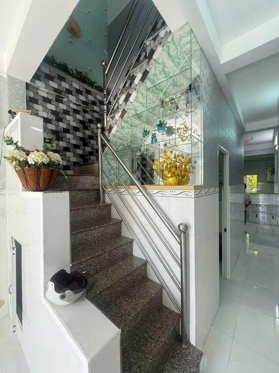 Bán nhà lầu Phú Khương 3PN, 70m2, 1 tỷ 350 triệu - Ảnh thu nhỏ 5