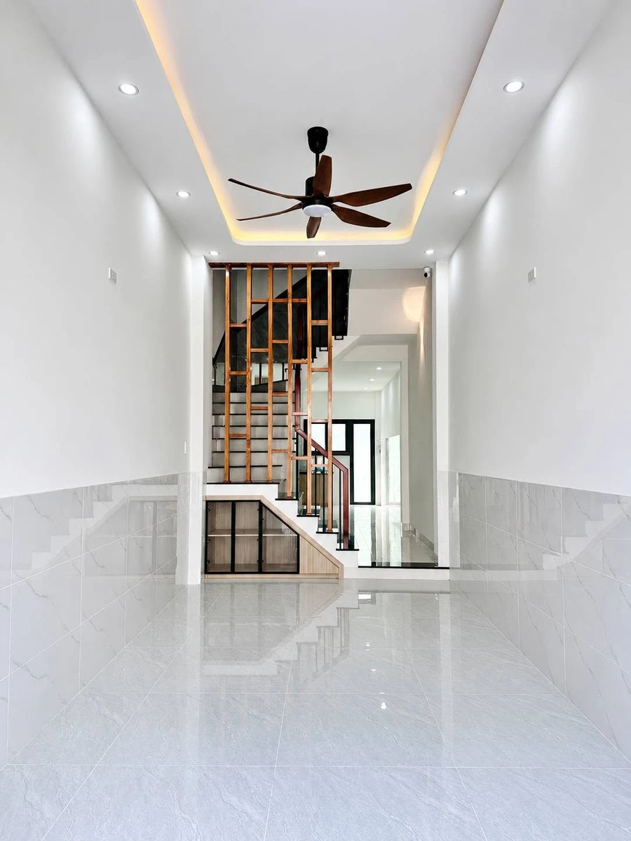 Bán nhà 3 tầng 41m2, 3PN 4WC, Hoàng Văn Thụ, Quy Nhơn - Ảnh thu nhỏ 2
