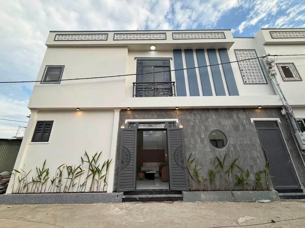 Bán nhà 1 trệt 1 lầu 60m2, 2tỷ890 Bửu Hoà, Bình Chánh - Ảnh 1