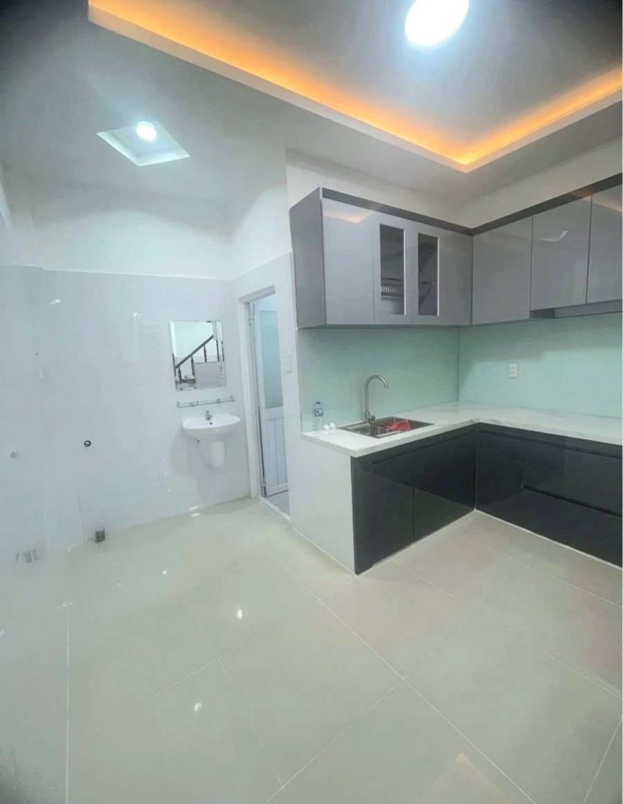 Bán nhà 2 tầng 40m² 2PN Tân Bình 3.5 tỷ - Ảnh thu nhỏ 2