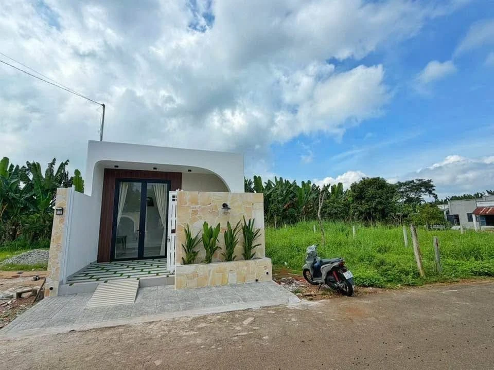 Bán nhà 2PN tại Xã Hoà Long, Bà Rịa, 95m2, 2 tỷ 070 - Ảnh 1
