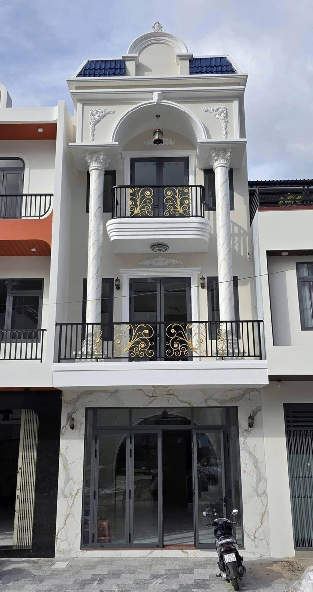 Bán nhà mặt tiền 3 tầng 80m2, 6 tỷ 4 Quy Nhơn - Ảnh 1