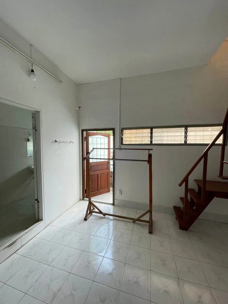 Cho thuê nhà hẻm Bà Triệu, Vũng Tàu, 150m², 2PN - Ảnh 1