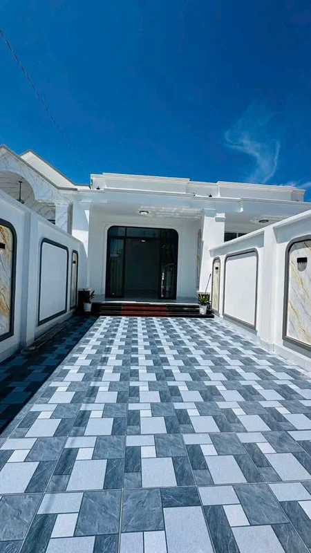Bán nhà mặt tiền 2 PN, 80m² tại Long Hoa, Tây Ninh, 1 tỷ 270 triệu