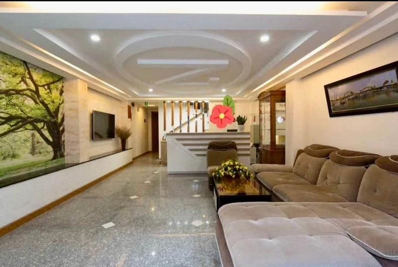 Bán tòa khách sạn 6 tầng 78m2 sát biển Mỹ Khê, Đà Nẵng