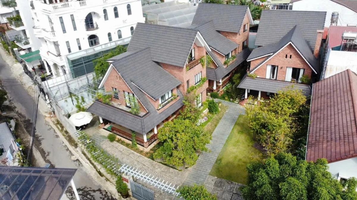 Bán 3 villa mặt tiền Phù Đổng Thiên Vương, Đà Lạt, 1.072m² - Ảnh 1