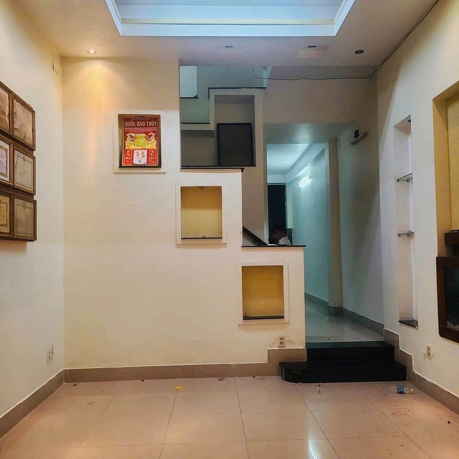 Bán nhà 3 tầng 4x16m hẻm 4m, 3PN 4WC, giá 6,8 tỷ, Tân Quý, Tân Phú - Ảnh thu nhỏ 3
