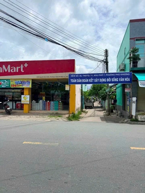 Bán nền đất 105m² Phường 8 Bến Tre gần Vinmart