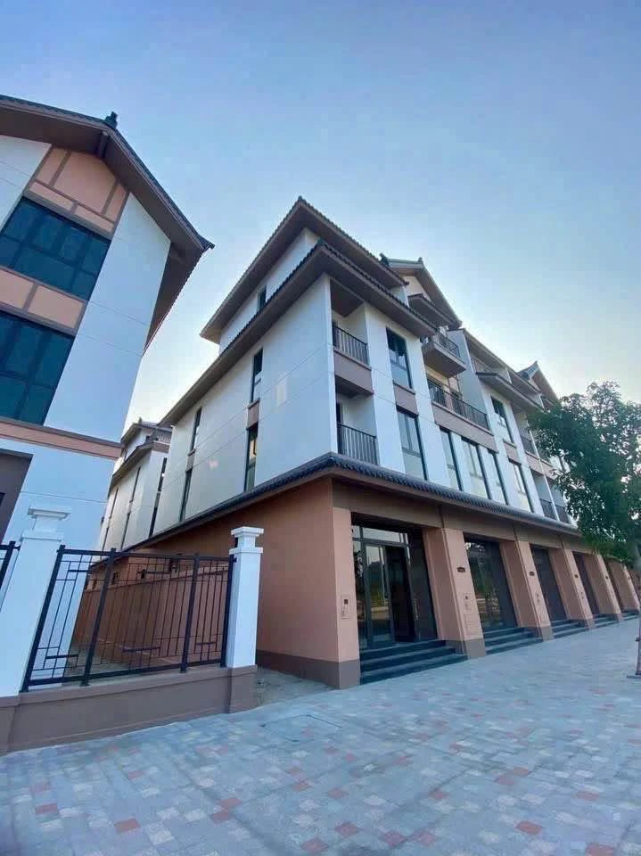 Bán căn liền kề 91m² Vinhomes Pearl Bay Nha Trang 14,8 tỷ - Ảnh thu nhỏ 2