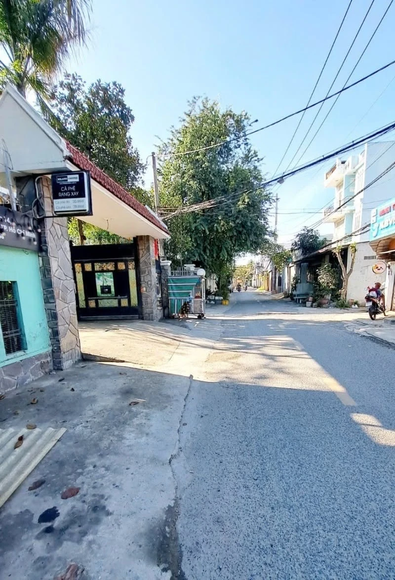 Bán nhà 3 tầng mặt tiền TX14, 79m², 3PN, 4,65 tỷ, gần PiCity High Park Quận 12 - Ảnh 1