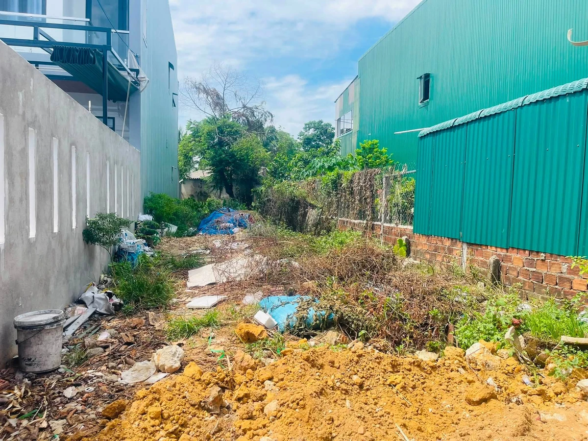 Bán lô đất 140m² đầu hẻm Nguyễn Chí Thanh, Hóc Môn - Ảnh thu nhỏ 2