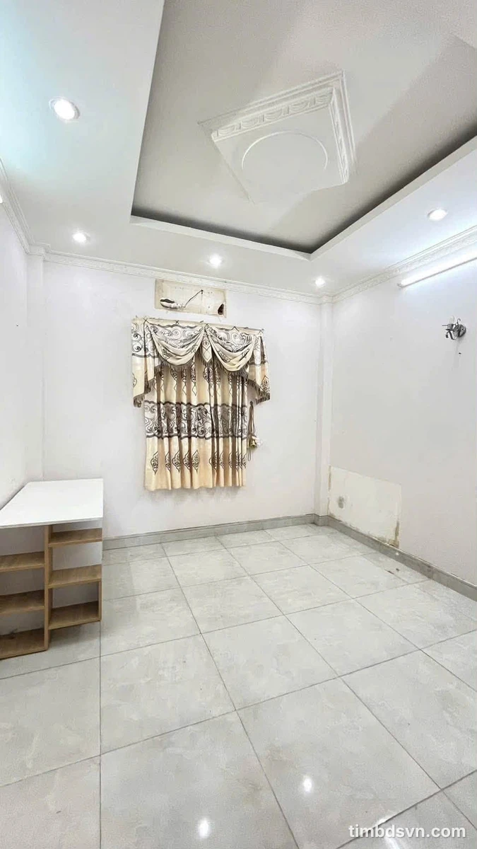 Cho thuê nhà mặt tiền 5PN chợ Hồ Trọng Quý 18 triệu/tháng - Ảnh thu nhỏ 4