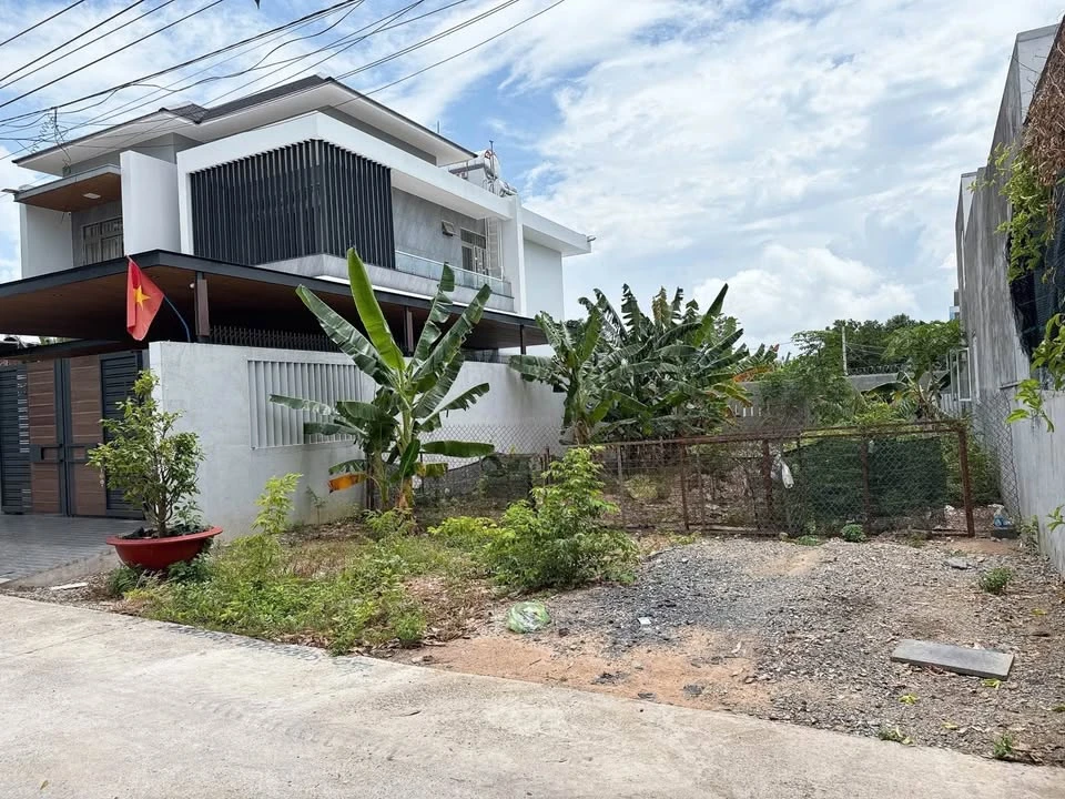 Chính chủ bán 250m² đất ở 10x25m gần Công viên Bà Rịa, giá 4,5 tỷ - Ảnh 1