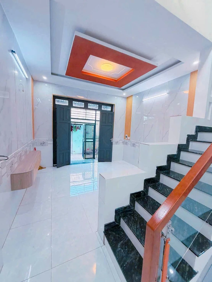 Bán nhà lầu trệt 55m² 2PN Dĩ An 1.98 tỷ - Ảnh 1