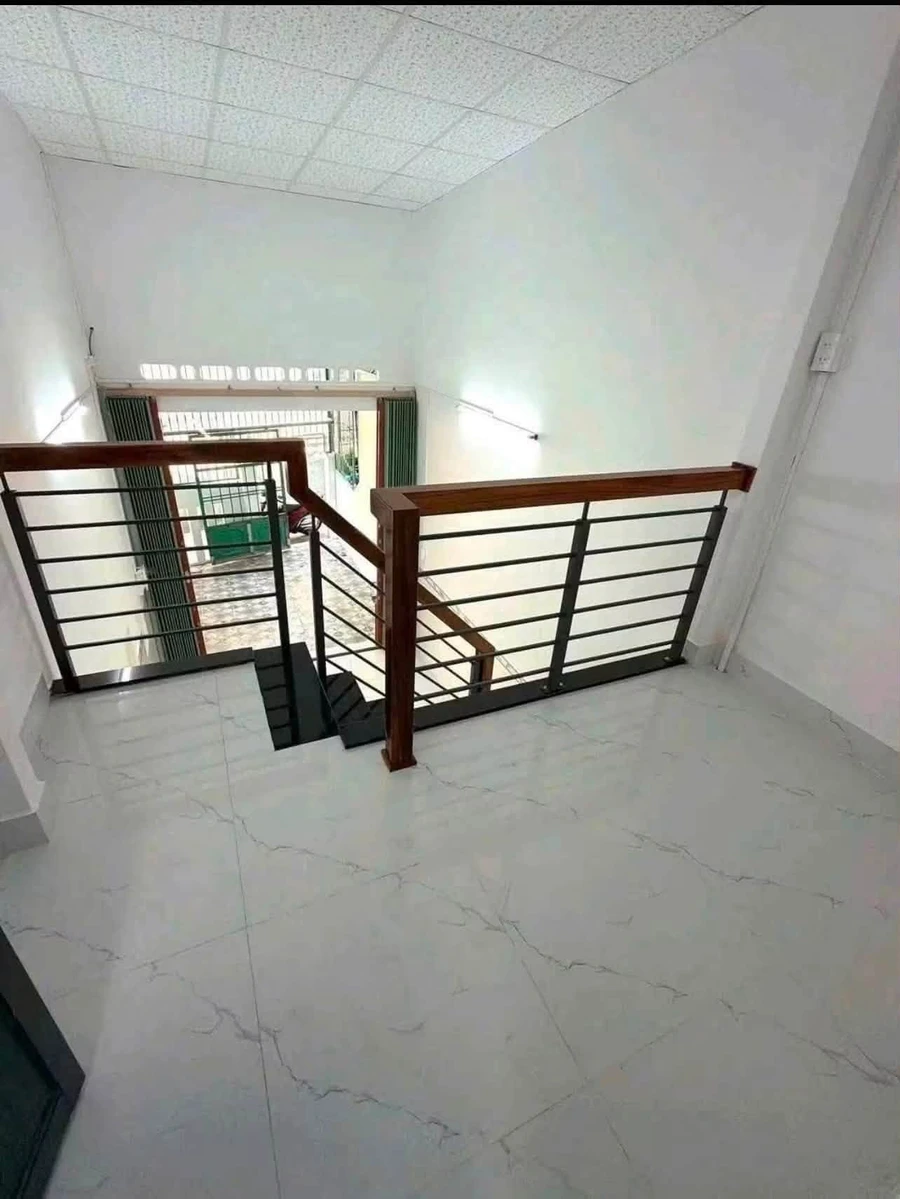 Bán nhà hẻm Trần Hưng Đạo 43m² 2PN 2WC - Ảnh thu nhỏ 3