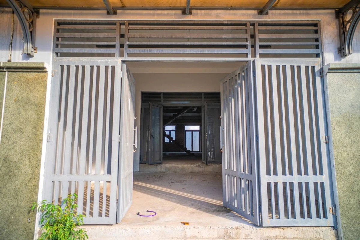 Bán nhà liền kề 100m2 mặt tiền Thanh Niên 7,5 tỷ - Ảnh 1