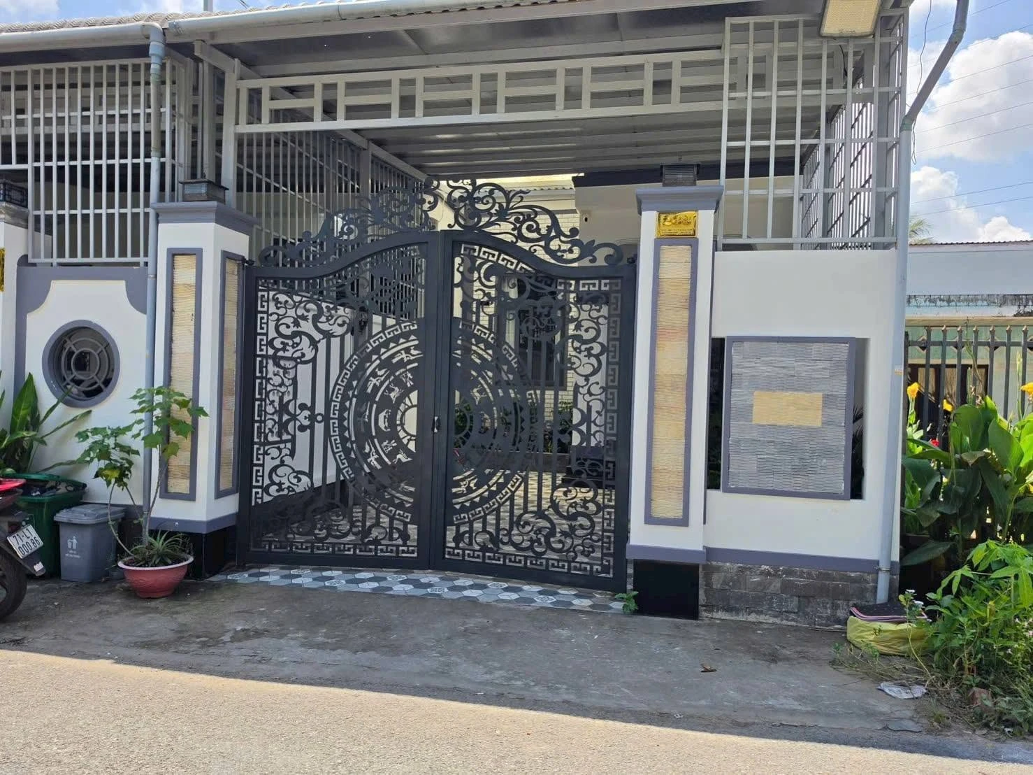 Bán nhà mặt tiền 134m2, 2 phòng, 2 WC Nhà Bè - Ảnh 1