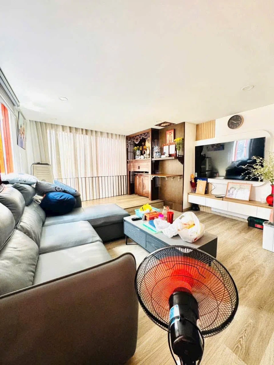 Bán nhà góc 5 tầng Tôn Đản Quận 4, 29,4m², 6,5 tỷ - Ảnh thu nhỏ 3