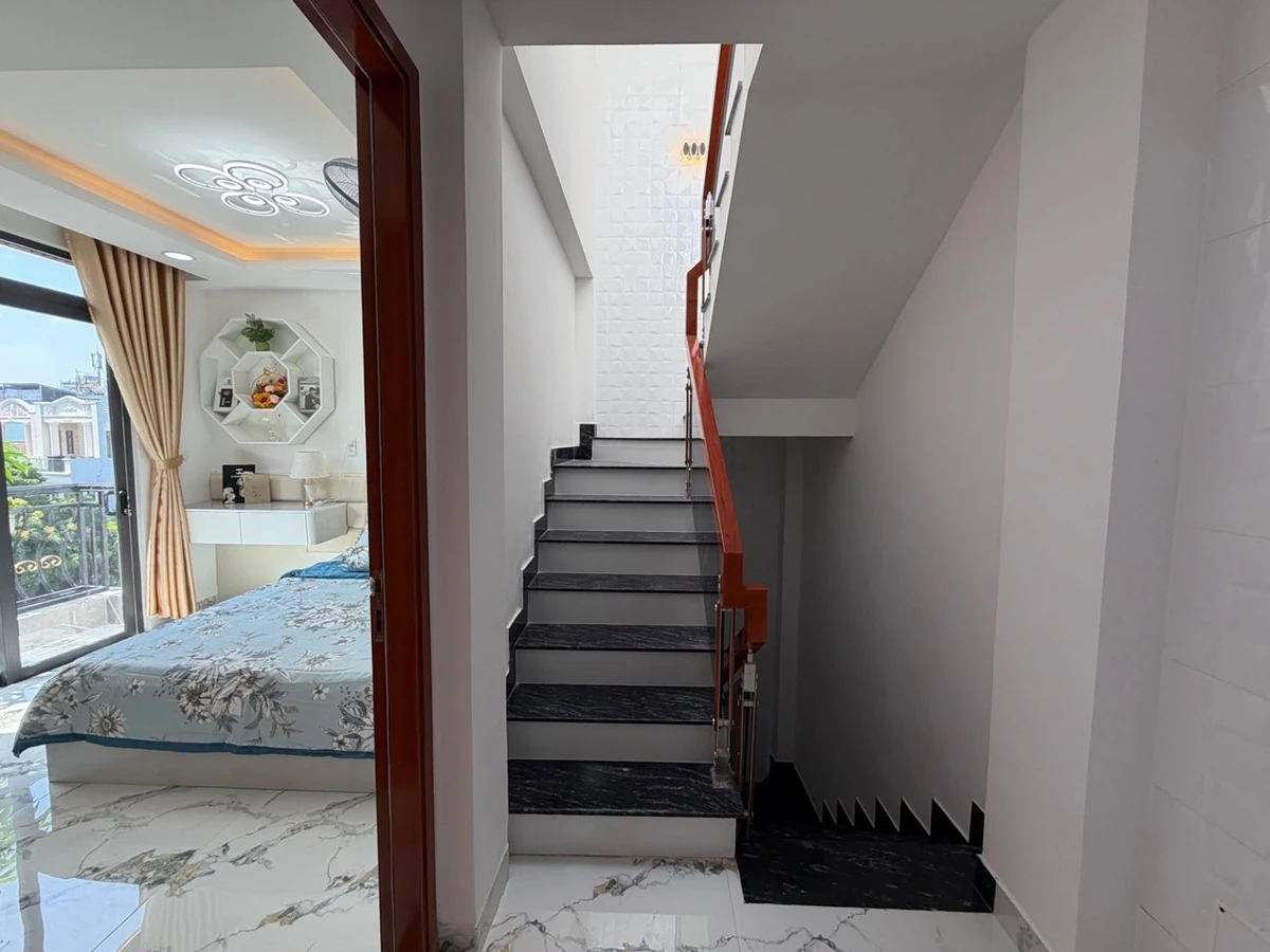 Bán nhà mới xây 5 tầng hẻm xe hơi đường Phạm Văn Chiêu, Gò Vấp, full nội thất, 36,4m2 - Ảnh thu nhỏ 3