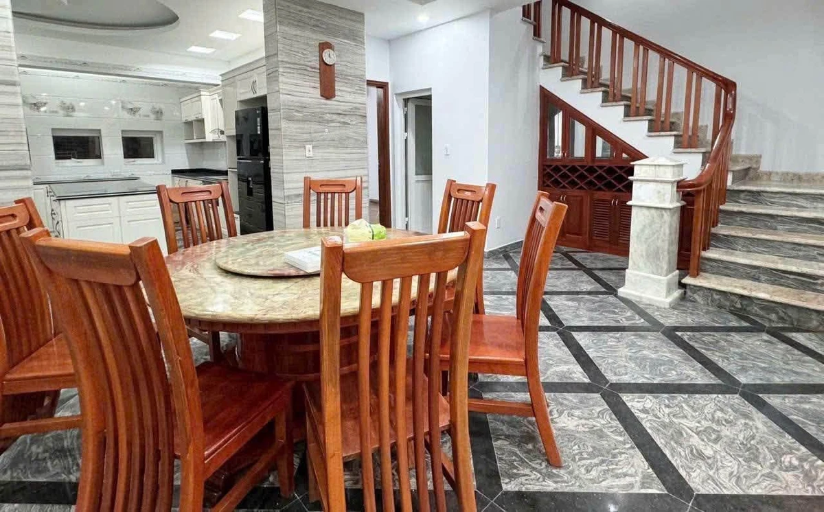 Biệt thự sân vườn 190m² 5 phòng ngủ Anh Dũng, hơn 9 tỷ - Ảnh thu nhỏ 3