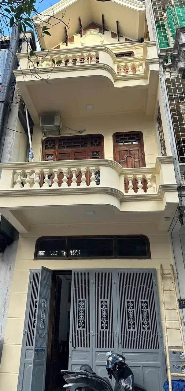 Bán nhà 3 tầng, 3 phòng ngủ, 80m² Phường Lam Sơn - 5 tỷ - Ảnh 1