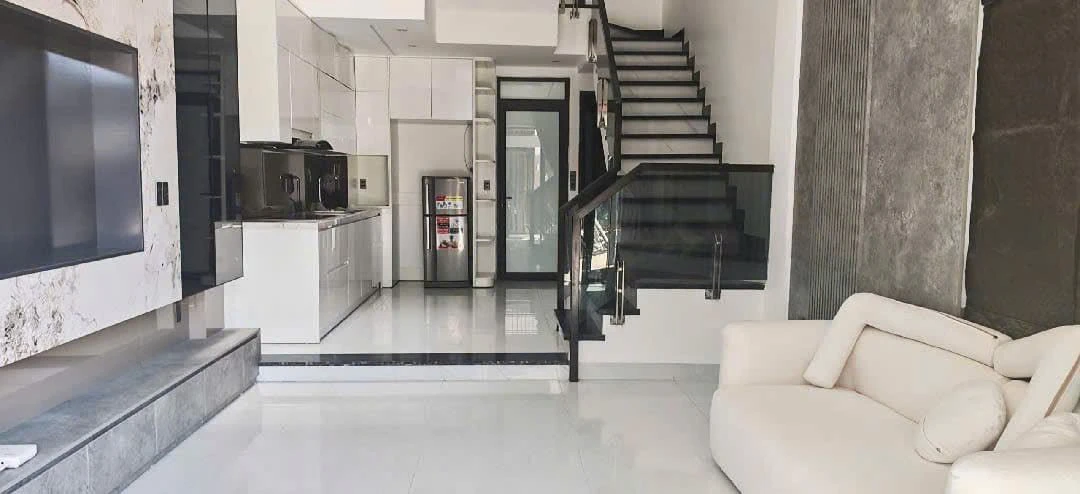 Nhà bán 3 tầng 4 PN 62,5m² Tôn Đức Thắng Đà Nẵng - Ảnh 1