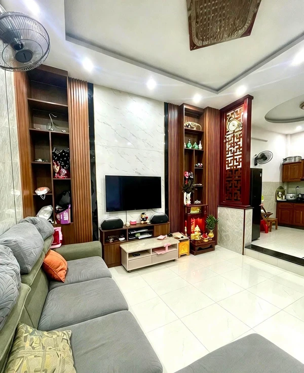 Bán nhà 3 tầng 105.5m² Trần Hưng Đạo Quy Nhơn 2 tỷ 450