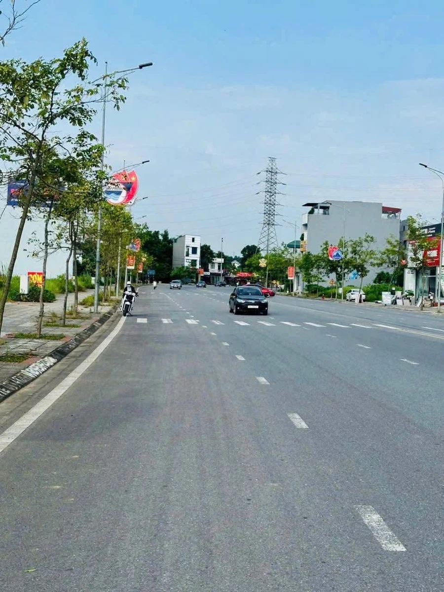 Bán nhà 2 ô băng 90m² mặt tiền 5m Tân Phú 5,5 tỷ - Ảnh 1