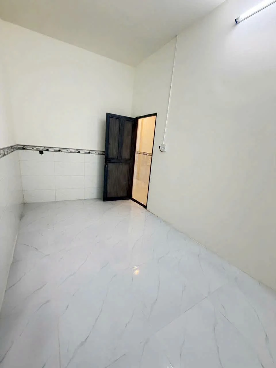 Bán nhà hẻm Nguyễn Trung Trực Rạch Giá 70m² 1 tỷ 50 - Ảnh 1