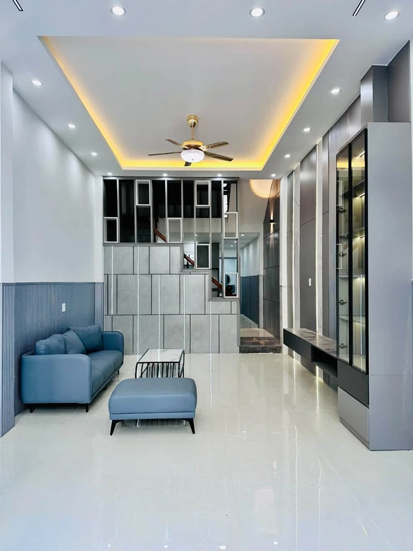 Bán nhà mặt tiền 80m2, 3PN 2WC khu Ghềnh Ráng, Quy Nhơn giá 5,8 tỷ
