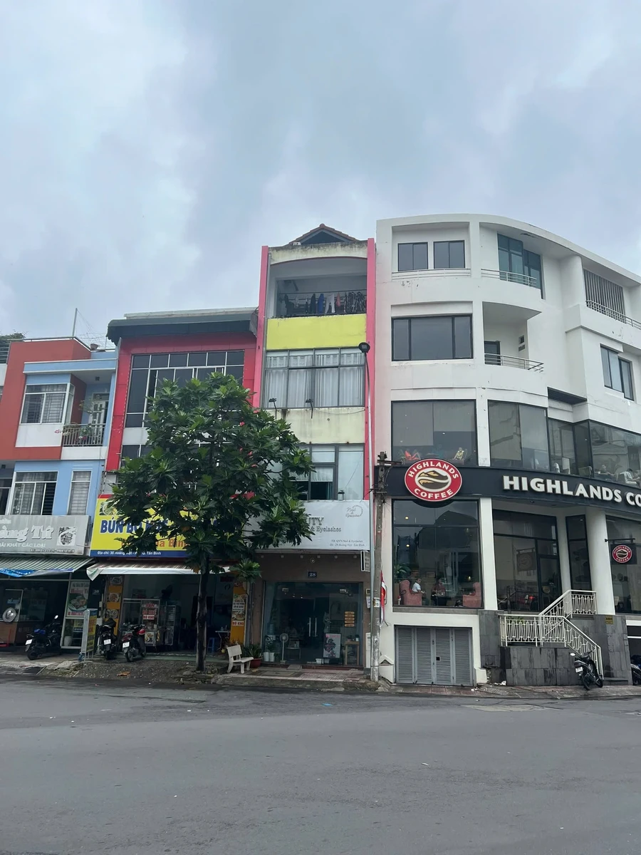 Bán nhà 5PN, 68.8m2 tại Hoàng Việt, Tân Bình - 24 tỷ - Ảnh 1