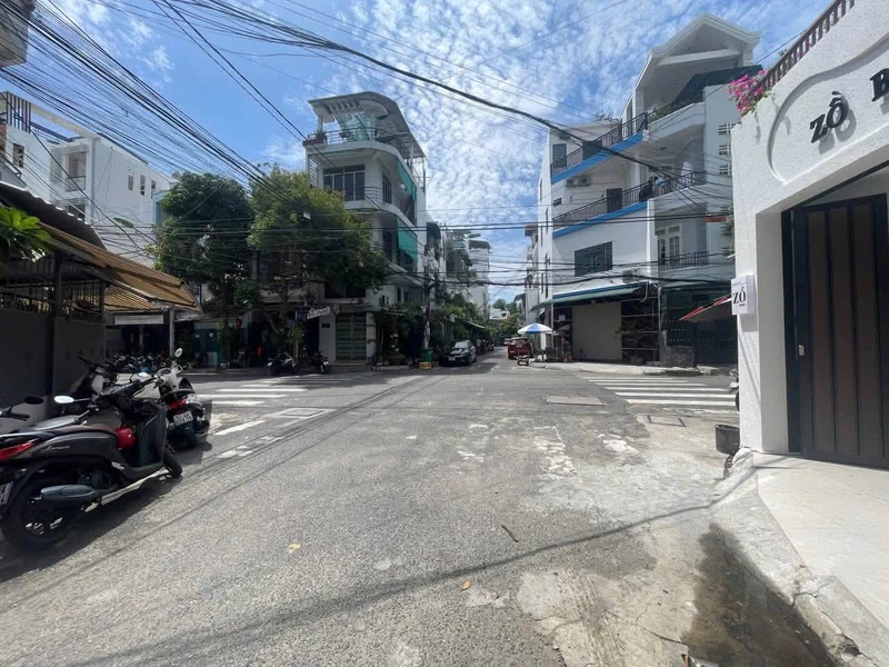 Bán nhà 2 tầng 58.9m² mặt tiền Định Cư, Nha Trang - 7 tỷ