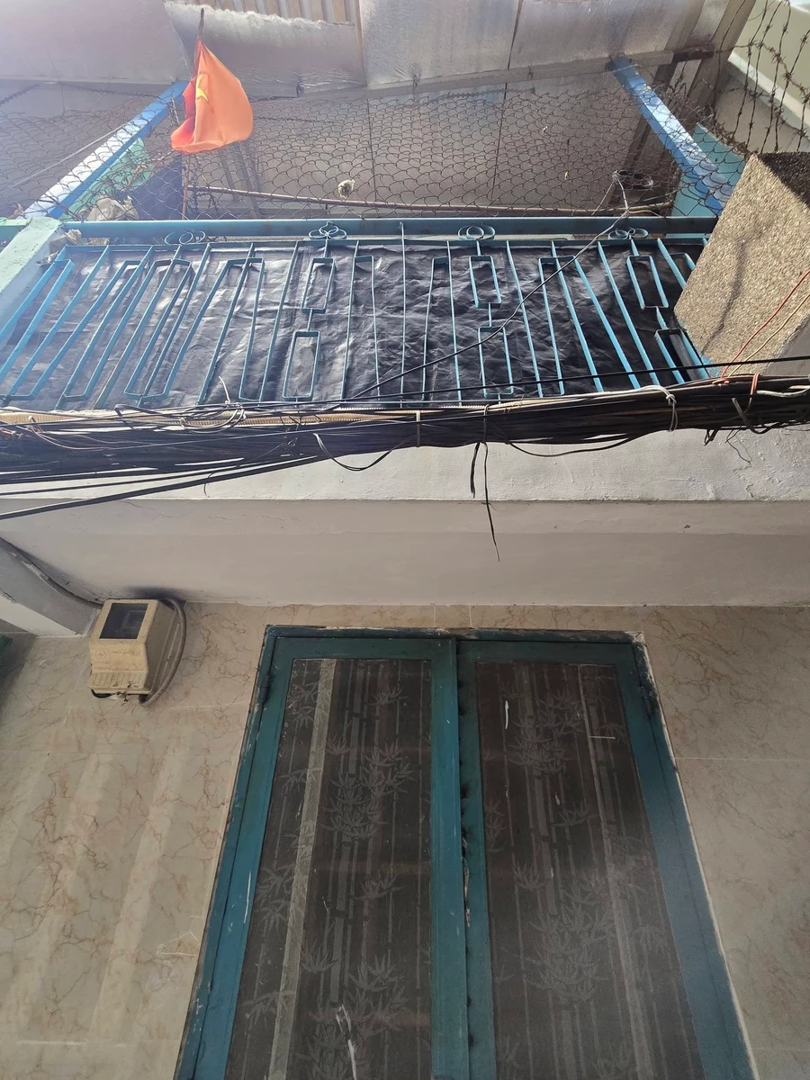 Bán nhà Đoàn Văn Bơ P12 Quận 4, 36,8m², 3 căn liền kề, giá 5,5 tỷ - Ảnh thu nhỏ 3