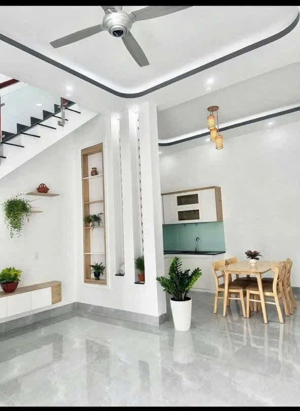 Bán nhà 1 trệt 1 lầu 97.9m2, 3 phòng ngủ, hẻm xe hơi tại Hiệp An, Thủ Dầu Một - Ảnh thu nhỏ 2