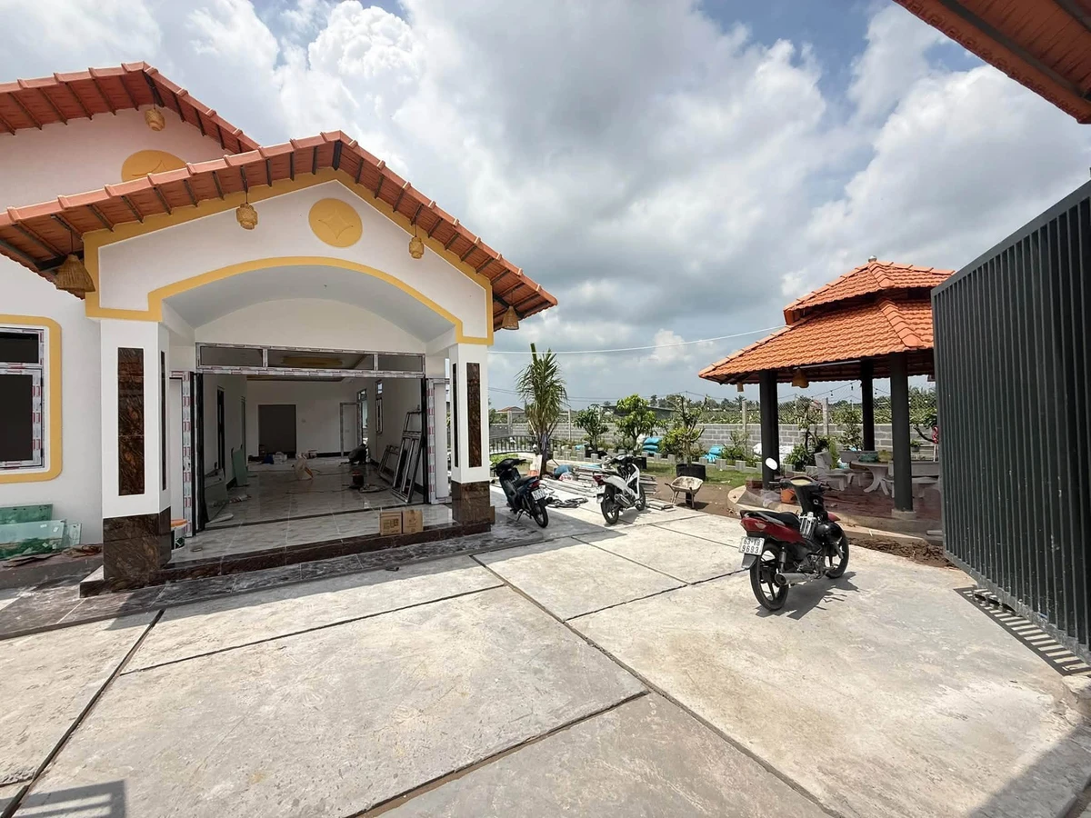 Nhà vườn mái ngói 1000m2 bán 4.2 tỷ Tiền Giang - Ảnh thu nhỏ 4