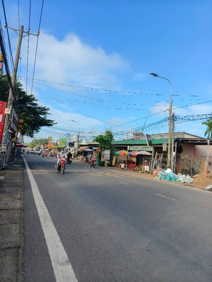 Bán đất mặt tiền Nguyễn Hoàng Đồng Nai 400m2 hơn 5 tỷ - Ảnh 1