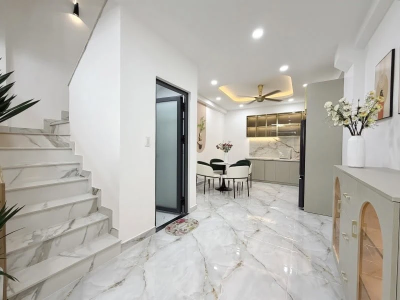 Bán nhà 3 tầng 47m² 3PN Bình Thạnh 6 tỷ - Ảnh thu nhỏ 4
