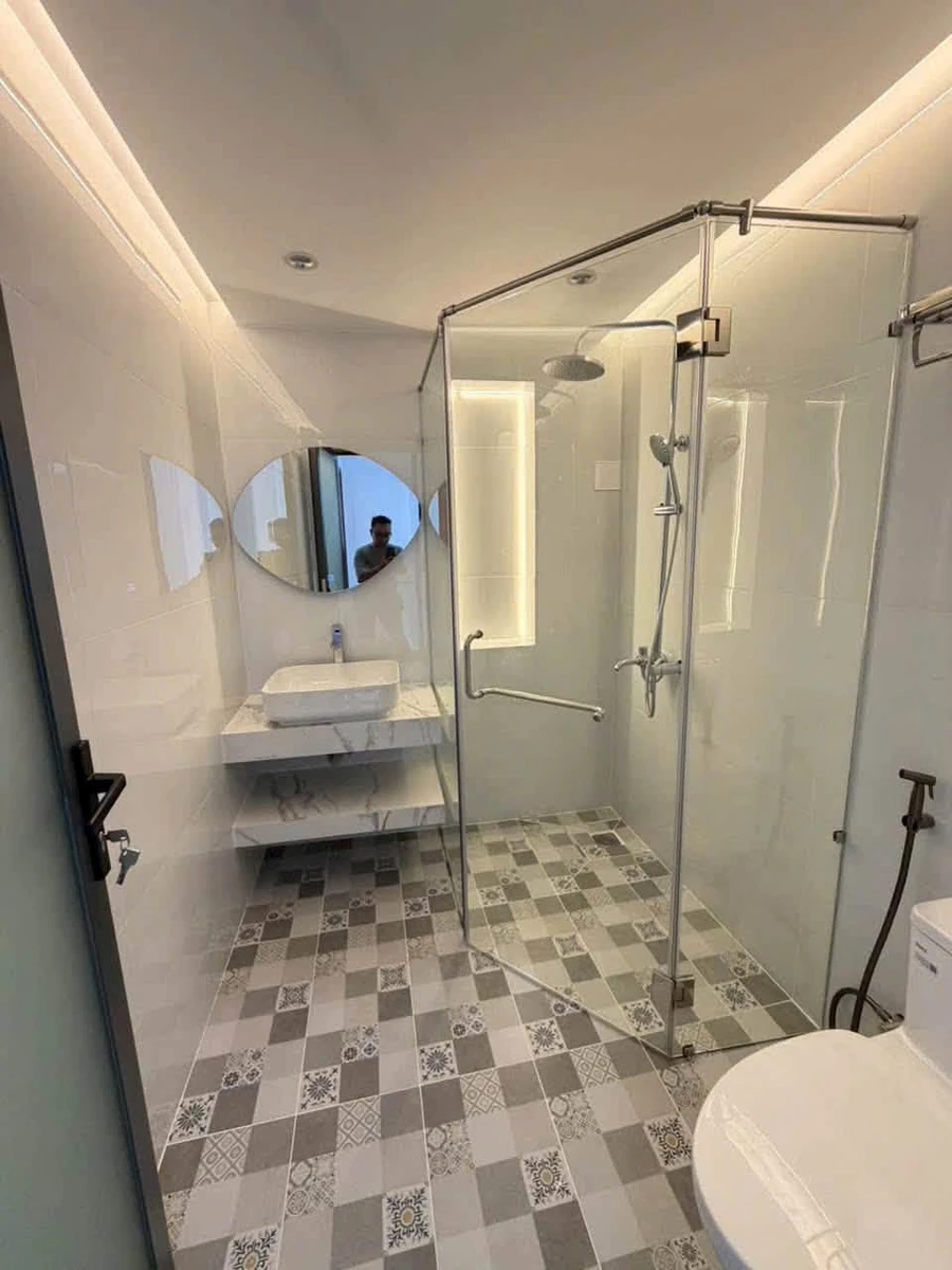 Bán nhà hẻm xe hơi Lạc Long Quân Quận 11, 56m2, 5 tầng, 6PN, 9,8 tỷ - Ảnh thu nhỏ 5