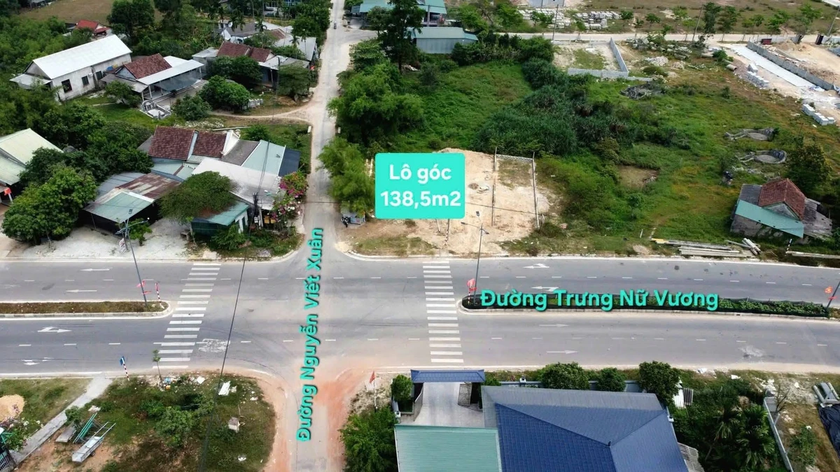 Bán lô góc 2 mặt tiền Trưng Nữ Vương, Huế, 138.5m², 2,9 tỷ - Ảnh 1
