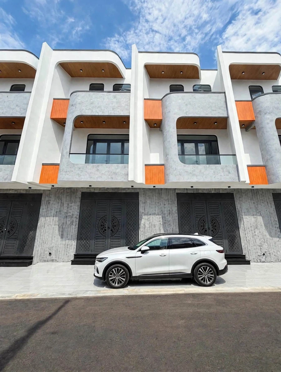 Bán nhà 3 lầu mặt tiền Lương Thế Vinh, 55 m², 4 tỷ 680 - Ảnh 1