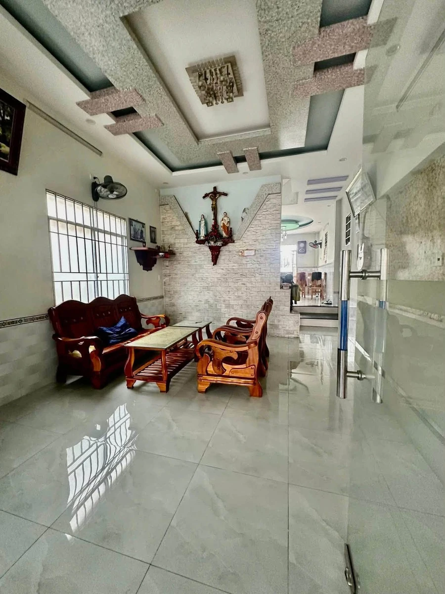 Bán nhà mặt tiền Nguyễn Văn Tỏ Biên Hòa 100m², 3PN, 6,1 tỷ - Ảnh thu nhỏ 3